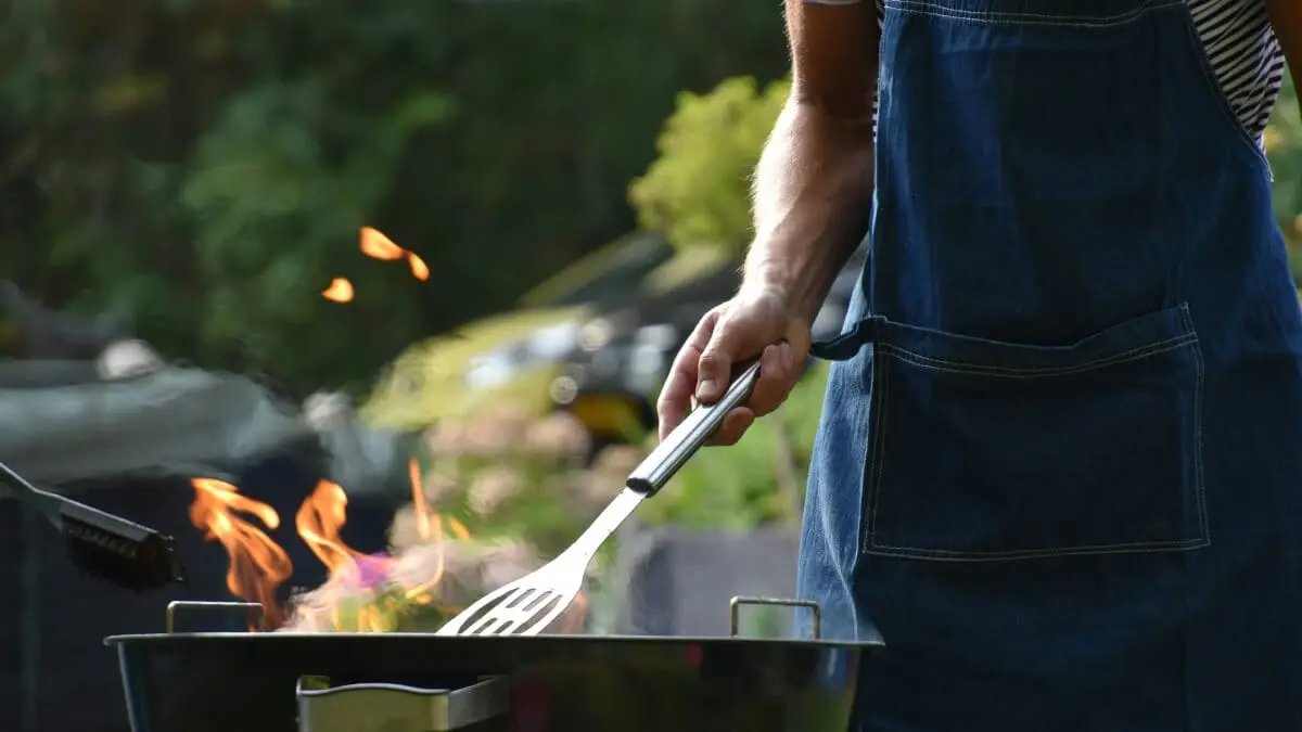 Rengöra grillgaller